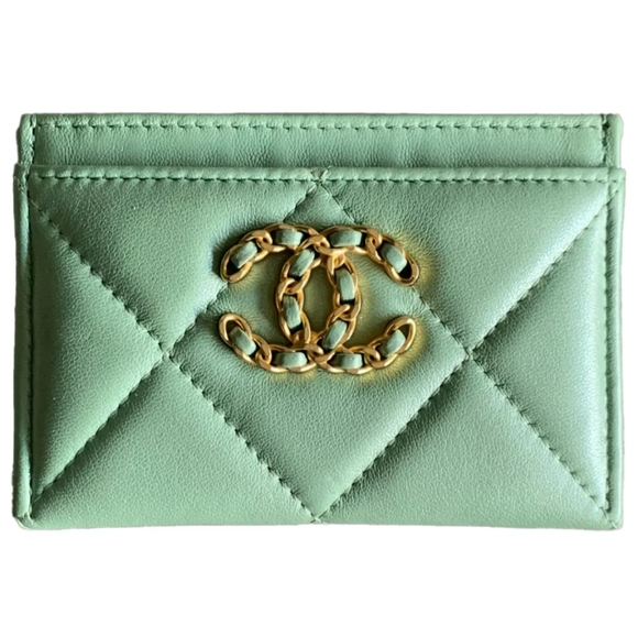 BNIB NWT! Chanel CC Shiny Goatskin Quilted C24 19 Card Holder Green Tiffany Blue - Picture 5 of 10